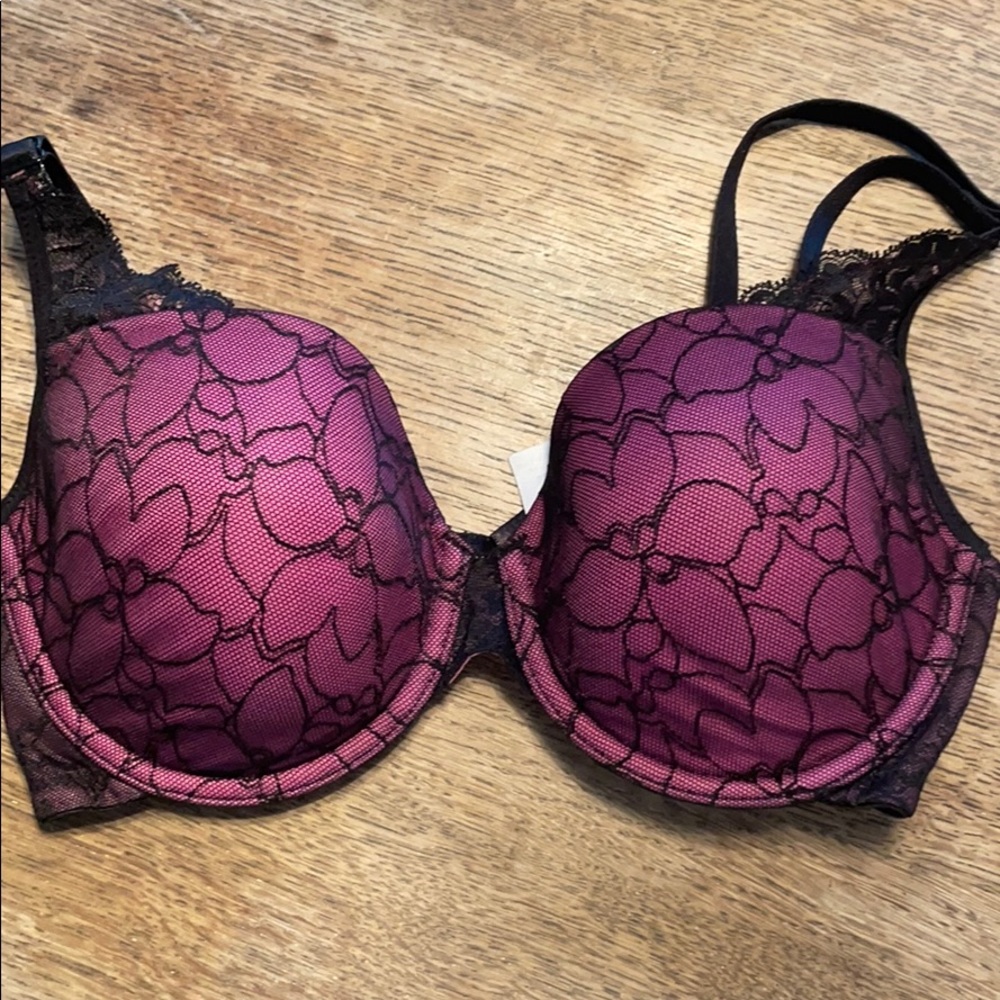 Fredericks of Hollywood seamless lace bra-32C